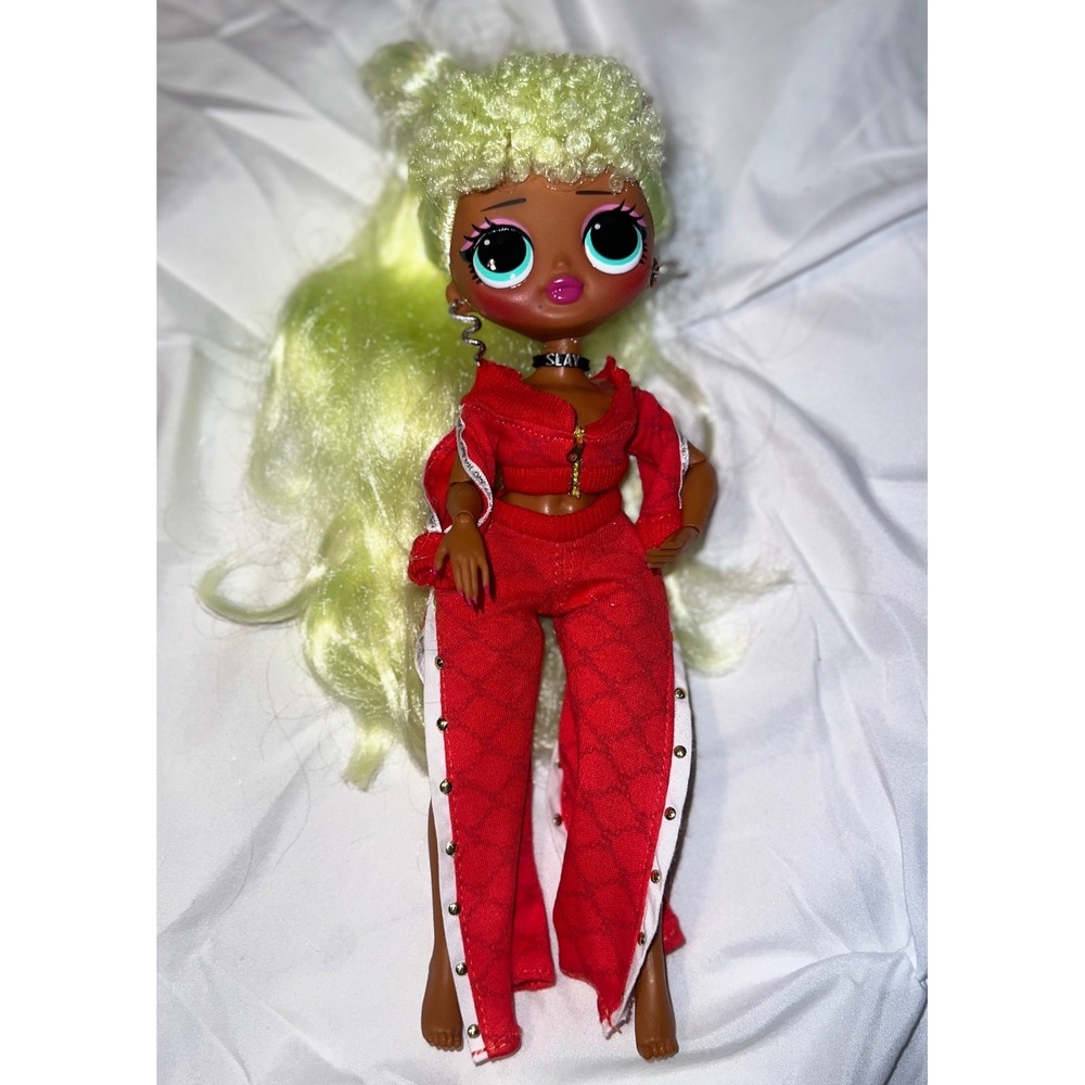 LOL Surprise OMG Lady Diva Fashion Doll Red Tracksuit Neon Green Hair